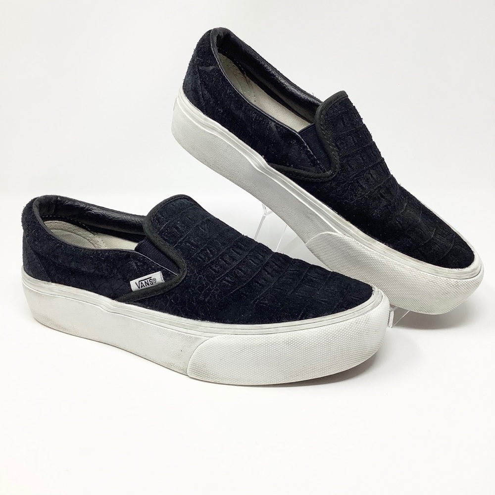 VANS Authentic Women's Platform Shoes size. 7.5